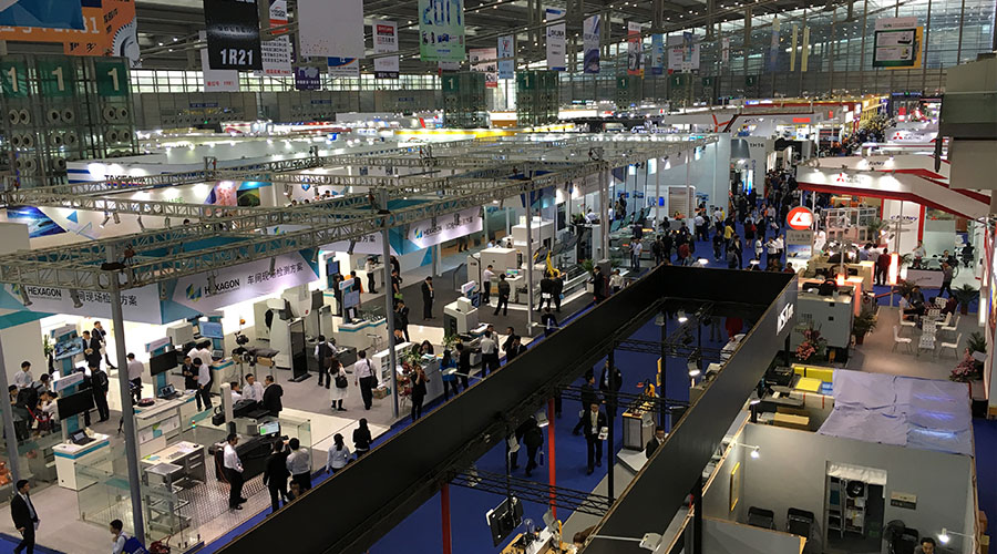 機(jī)械展現(xiàn)場